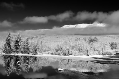 _DSC6286_Abol-Bridge-Cloudy-BW-Landscape-WinterLandscapes.BW.WEB.jpg
